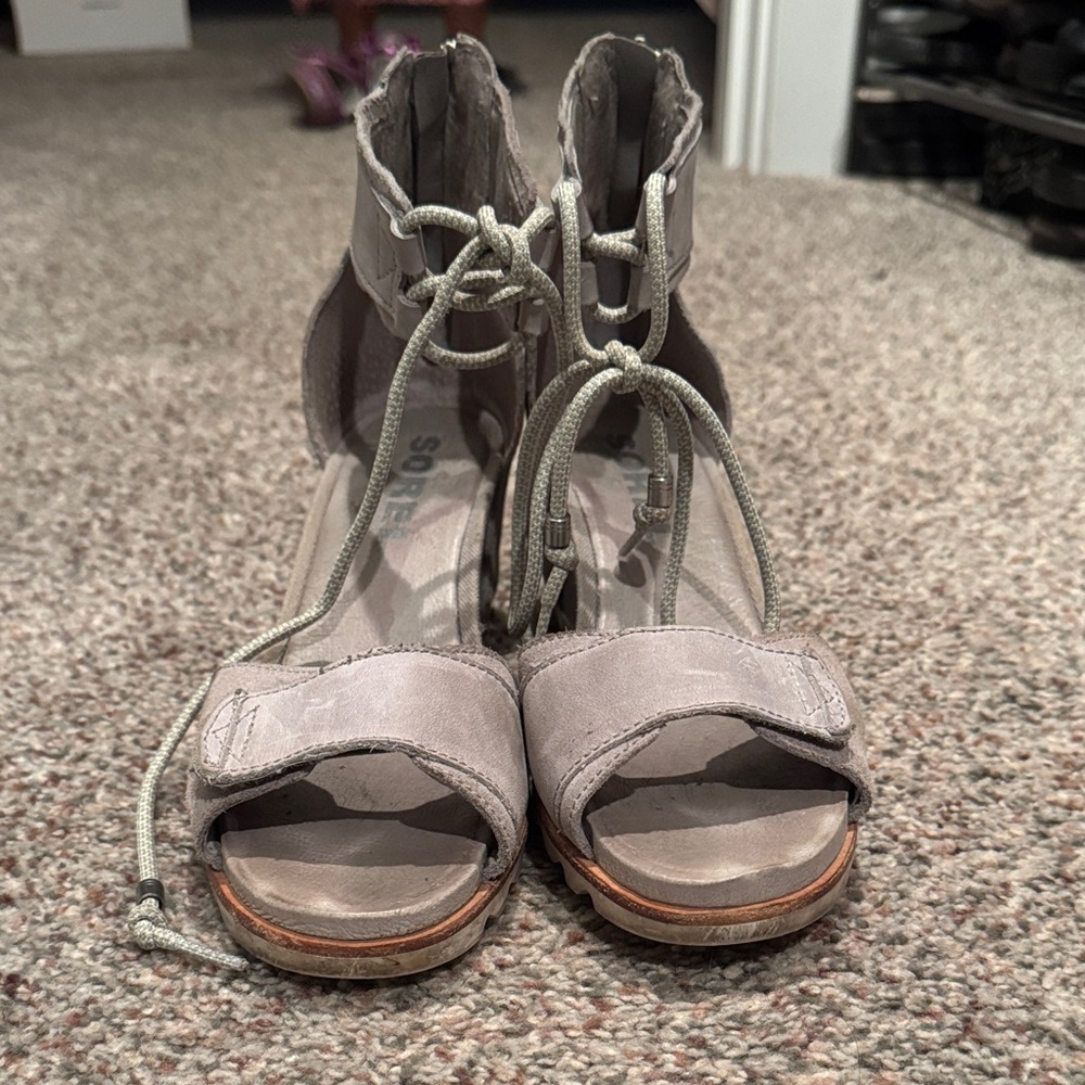 Loved and super comfortable sorel wedge sandals !